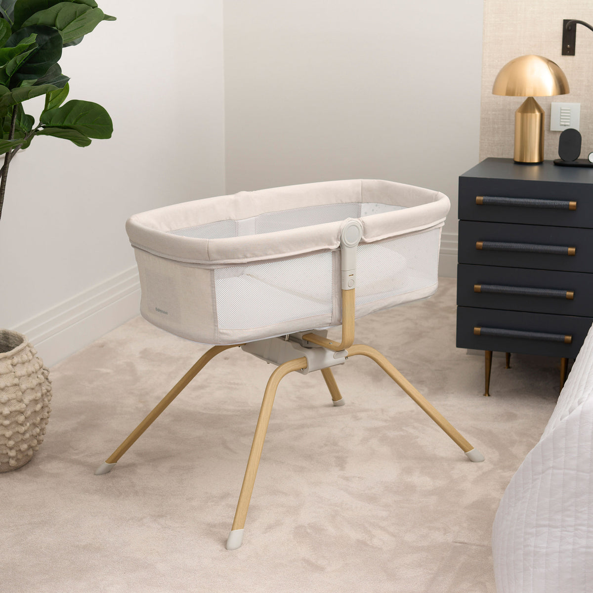 Understanding the Difference Between a Crib, Cradle, Bassinet, and Mos ...