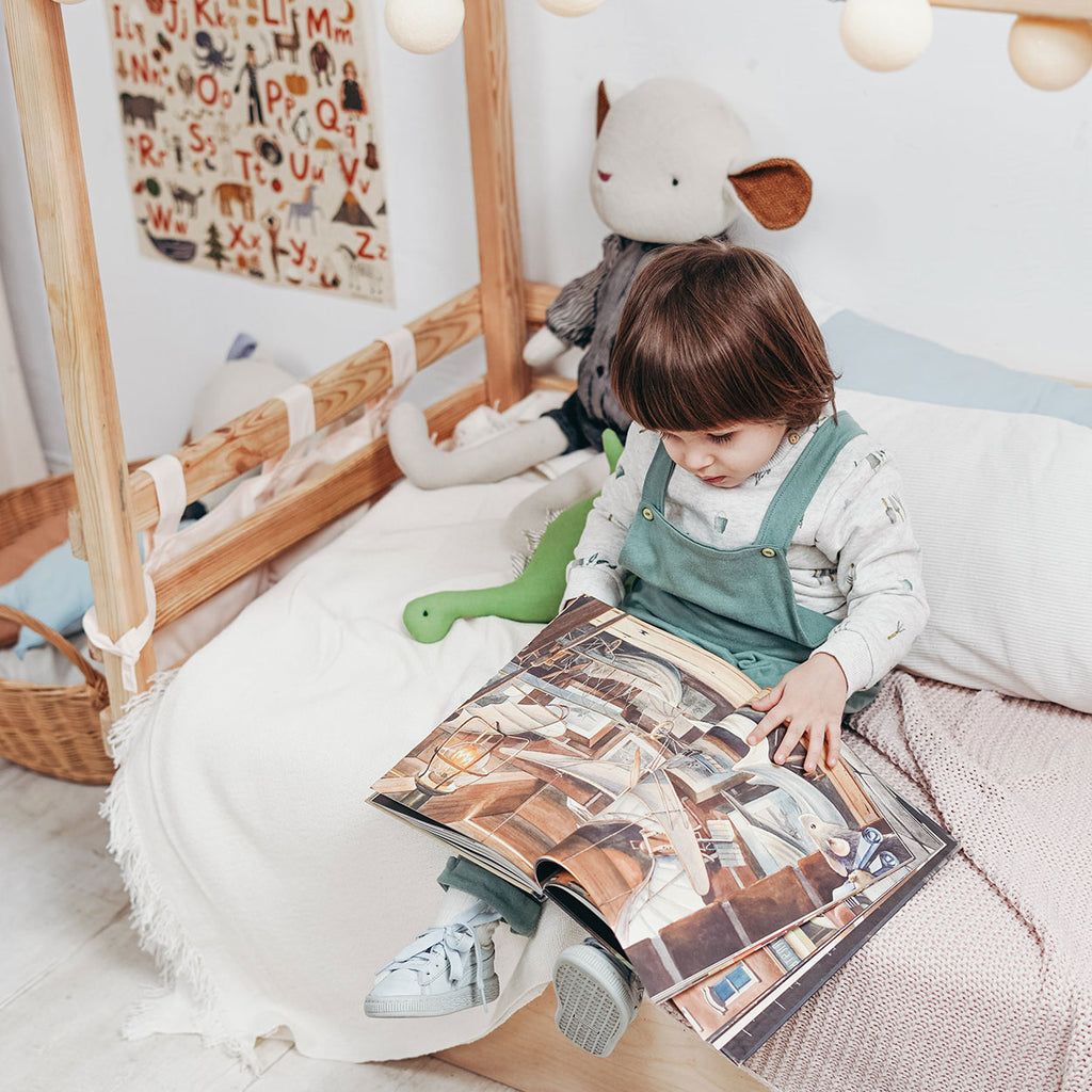 When is your child ready for a toddler bed?